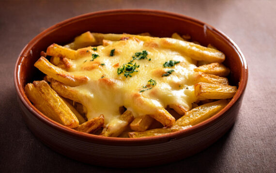 Pommes Rezept Auflauf mit Käse