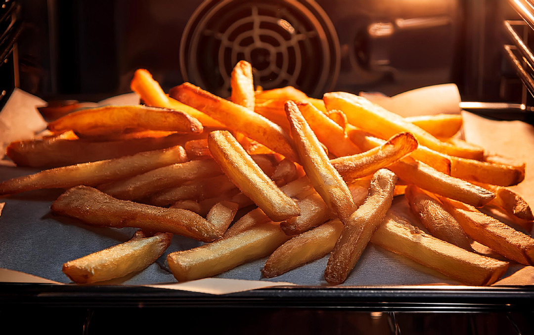 Pommes im Ofen einfach zubereiten